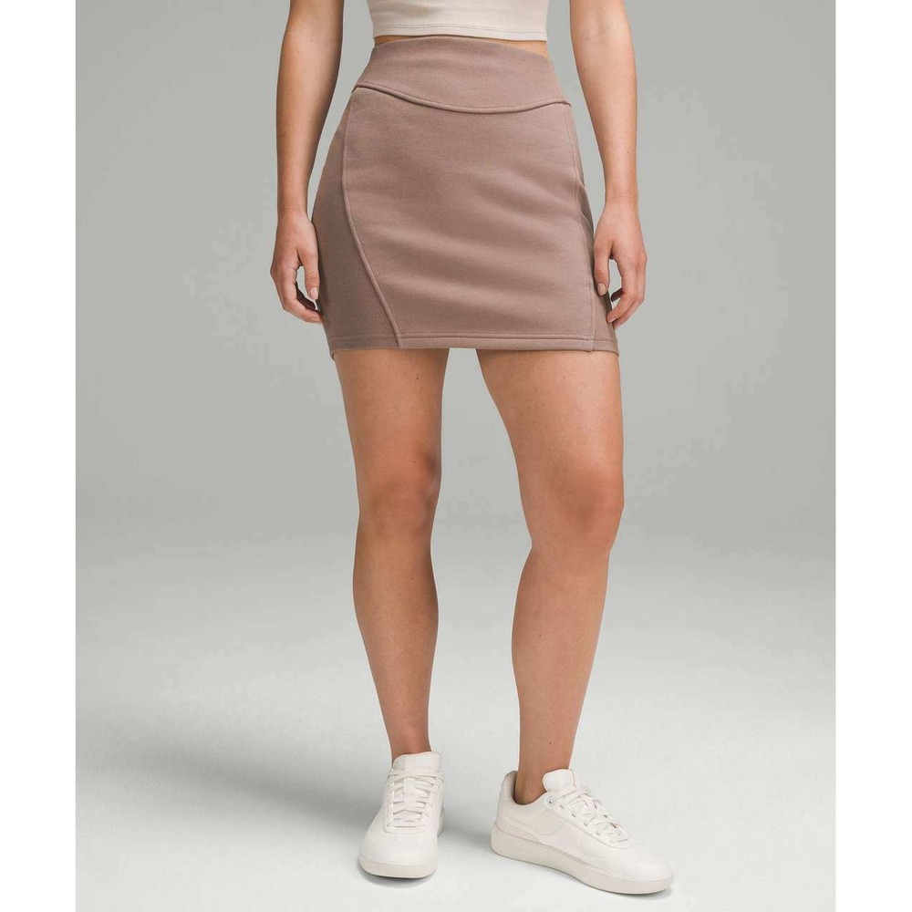 NEW Lululemon Scuba HR Mini Skirt Womens M Taupetastic Fleece Athleisure Casual